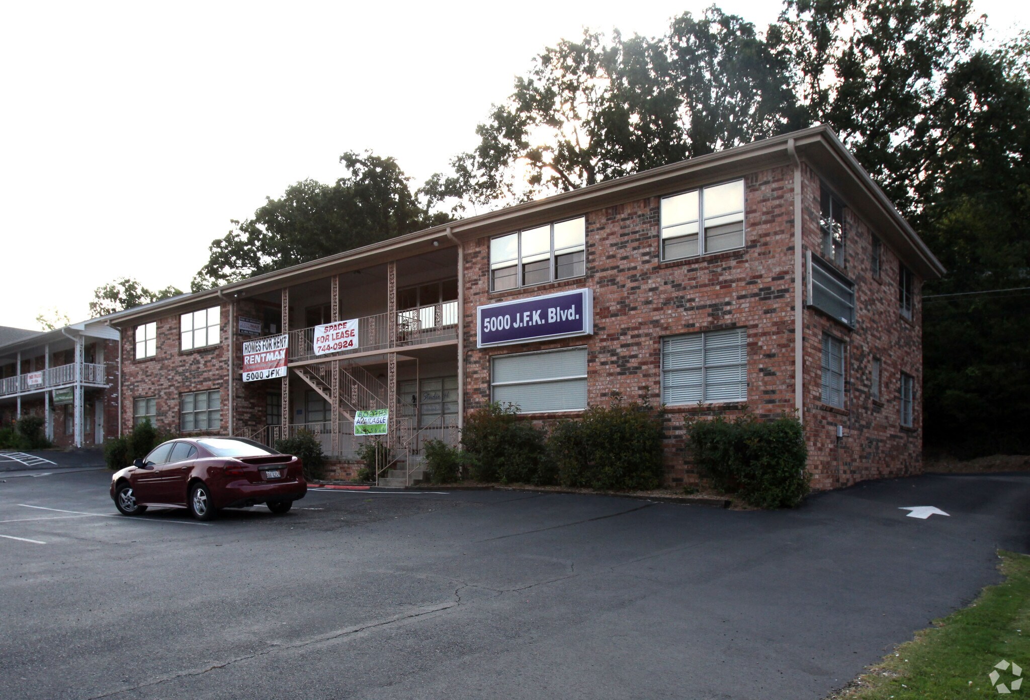 5000 John F Kennedy Blvd, North Little Rock, AR à louer Photo principale– Image 1 sur 6