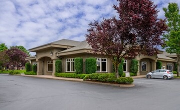 375 SE Norton Ln, McMinnville, OR à louer Photo intérieure– Image 2 sur 18