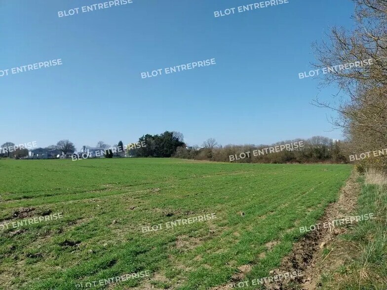 Terrain dans Allaire à vendre - Aérien – Image 1 sur 4