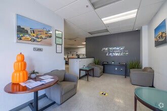 33400 Dowe Ave, Union City, CA à louer Hall d’entrée– Image 2 sur 33