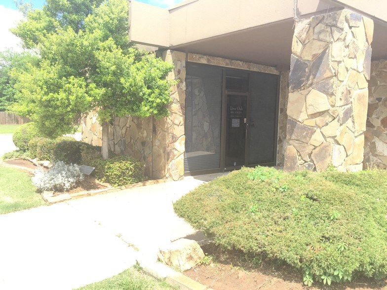 1415 NW 33rd St, Lawton, OK à vendre - Photo de l’immeuble – Image 2 sur 17