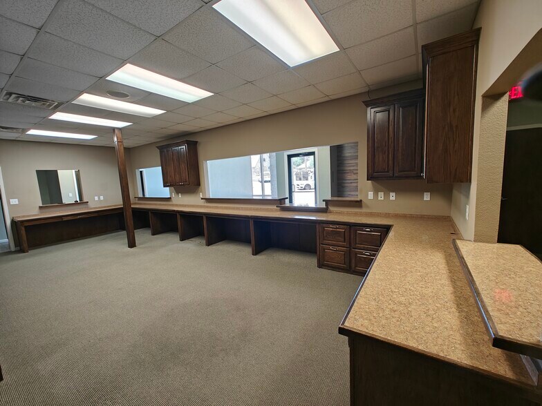 2121 N Fm 1417, Sherman, TX à louer - Photo de l’immeuble – Image 3 sur 15