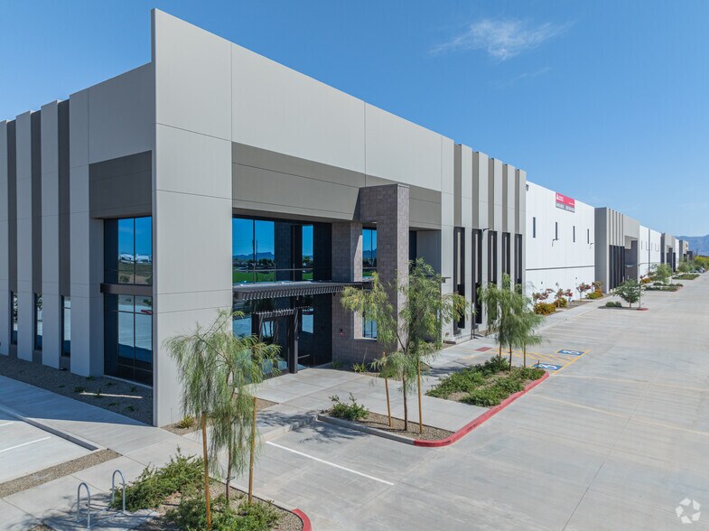 SEC 99th Avenue & Buckeye Rd, Tolleson, AZ à louer - Photo de l’immeuble – Image 1 sur 5