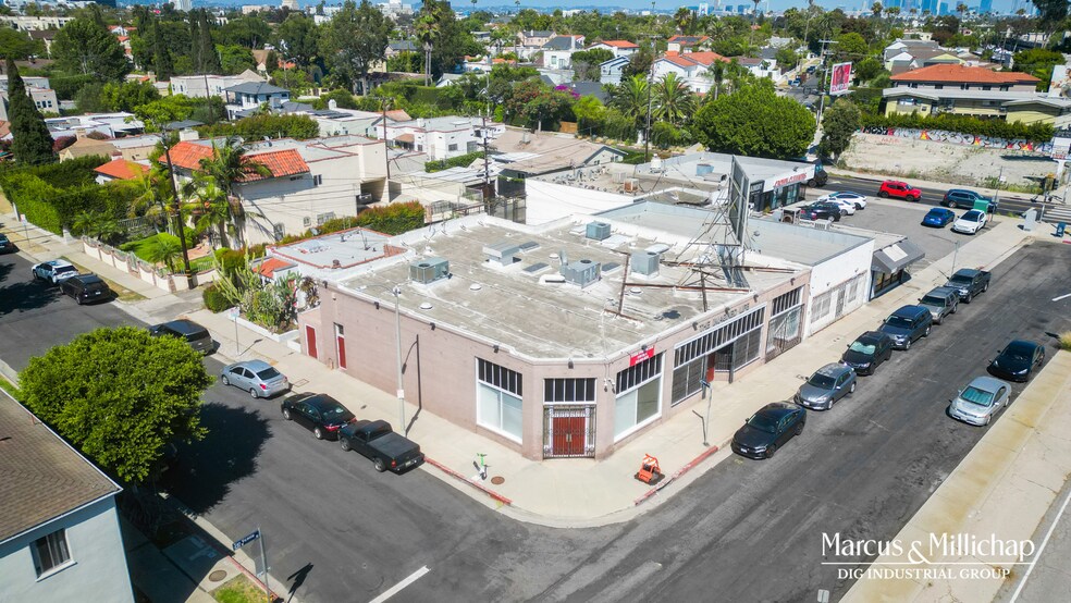 5613-5617 San Vicente Blvd, Los Angeles, CA à vendre - Photo de l’immeuble – Image 2 sur 9