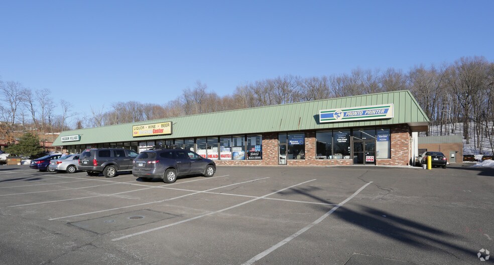 2394-2418 Berlin Tpke, Newington, CT à louer - Photo principale – Image 3 sur 5