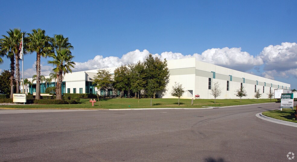 1801 Cypress Lake Dr, Orlando, FL à louer - Photo principale – Image 1 sur 9