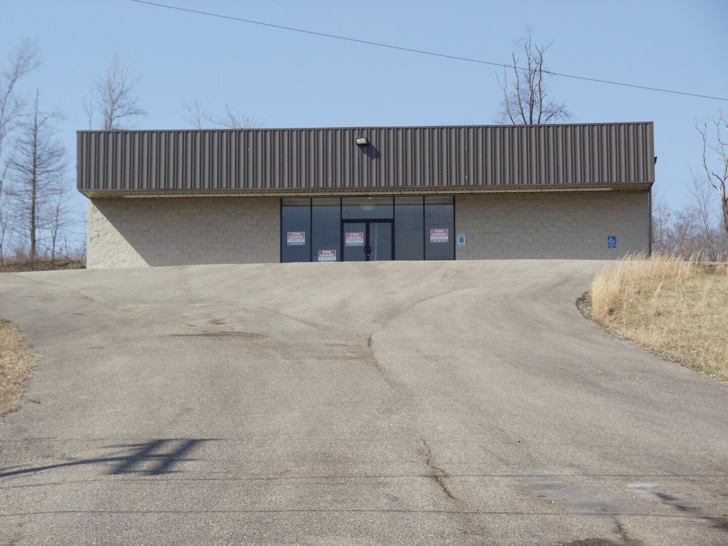 4857 State Route 93, Oak Hill, OH à louer Photo de l’immeuble– Image 1 sur 12