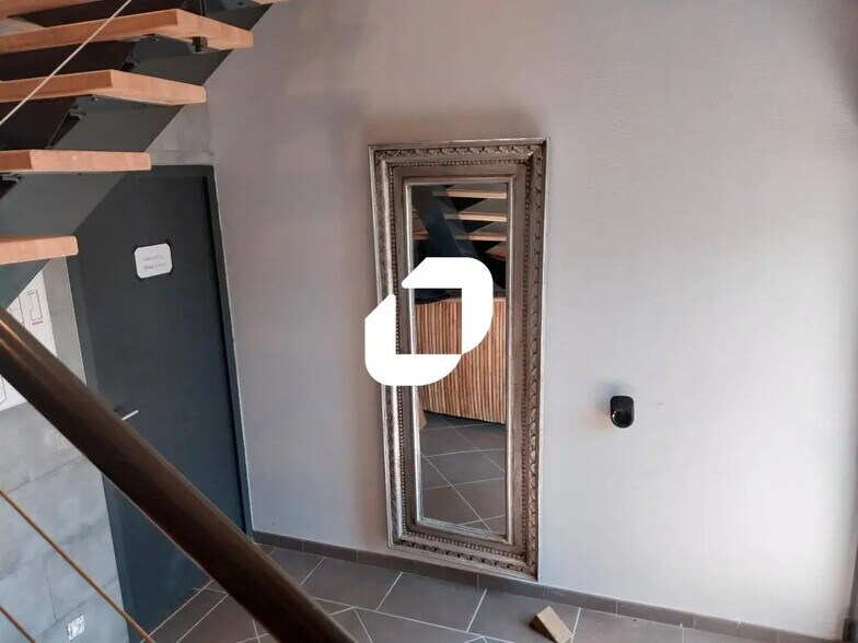 Bureau dans Veurey-Voroize à louer - Photo intérieure – Image 2 sur 17