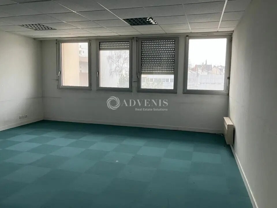 Bureau dans Bourges à louer Photo de l’immeuble– Image 1 sur 4