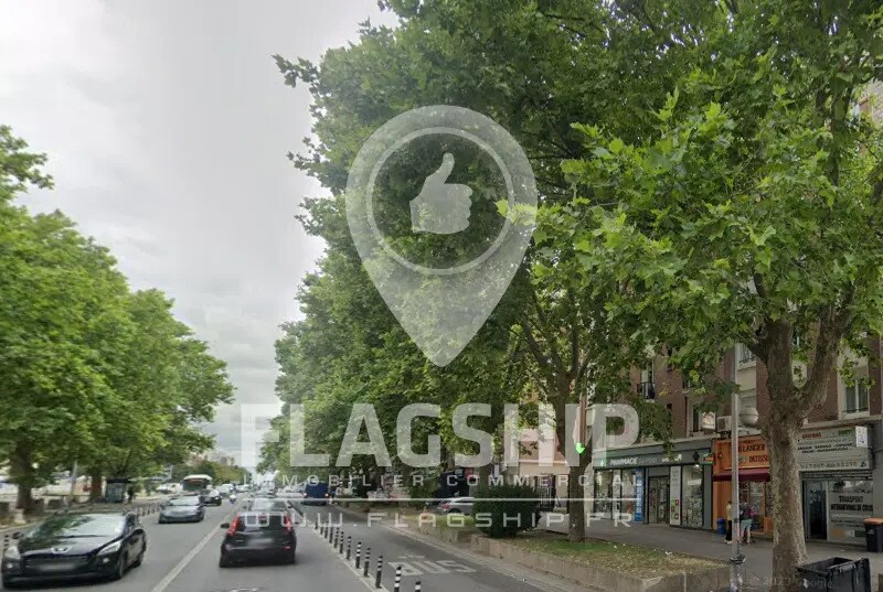 Local commercial dans Aubervilliers à louer - Photo de l’immeuble – Image 2 sur 2