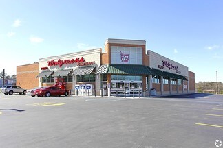 Plus de détails pour 19 Sawmill Village Ln, Franklin, NC - Local commercial à vendre