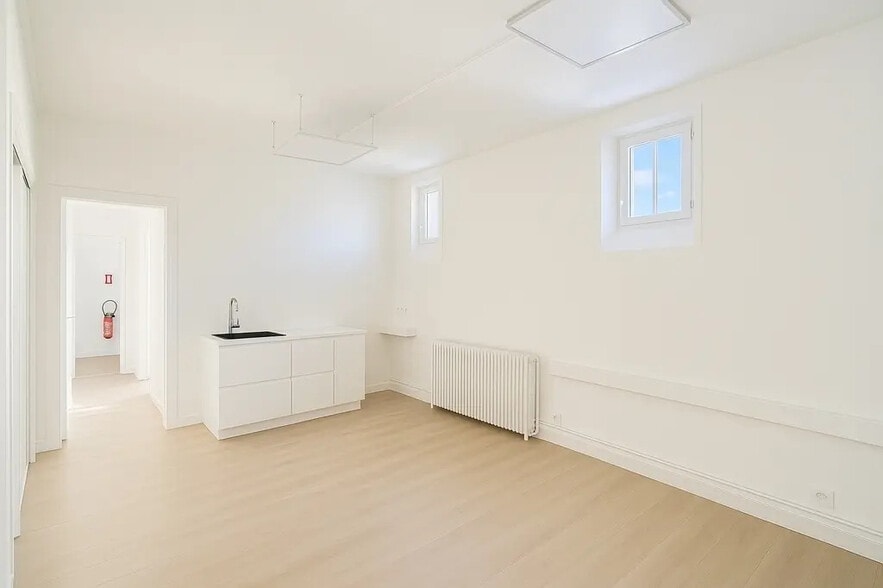 Bureau dans Paris à louer - Photo de l’immeuble – Image 2 sur 5