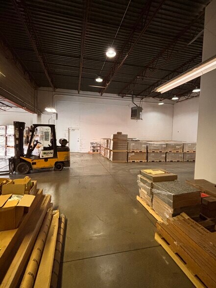 1537 Vermont St, Des Moines, IA à louer - Photo de l’immeuble – Image 3 sur 5