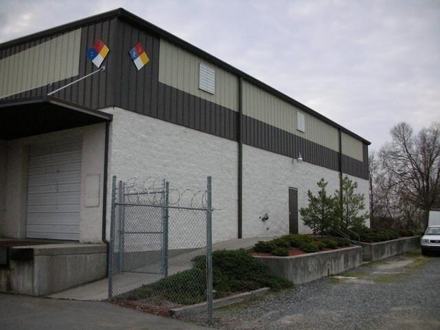 305 Concord St, Greensboro, NC à louer - Photo de l’immeuble – Image 3 sur 11