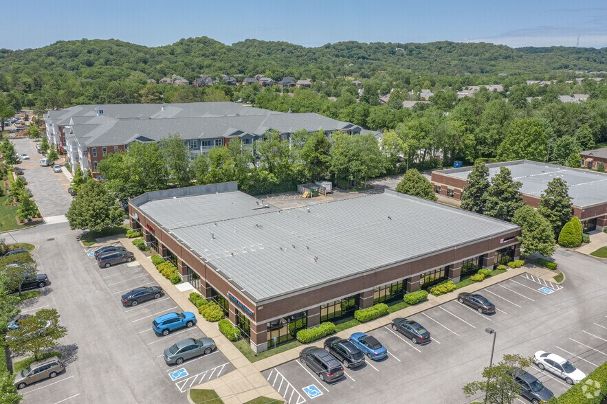 1897 General George Patton Dr, Franklin, TN à louer - Photo de l’immeuble – Image 3 sur 4