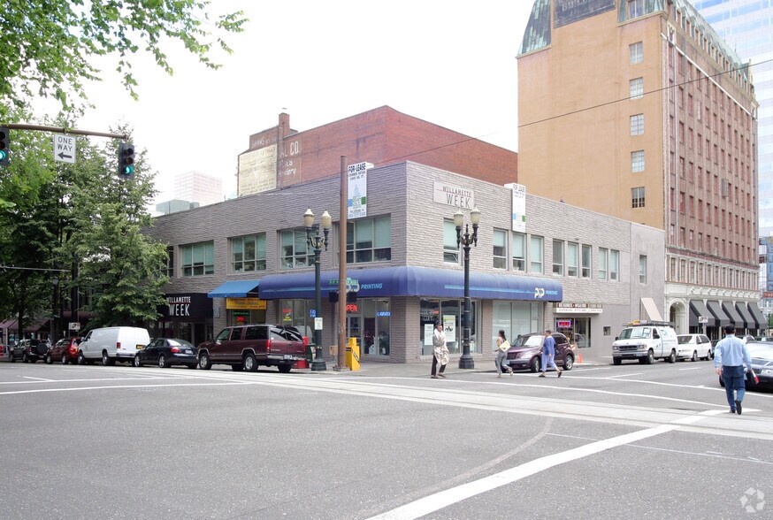 822-838 SW 10th Ave, Portland, OR à louer - Photo de l’immeuble – Image 3 sur 8