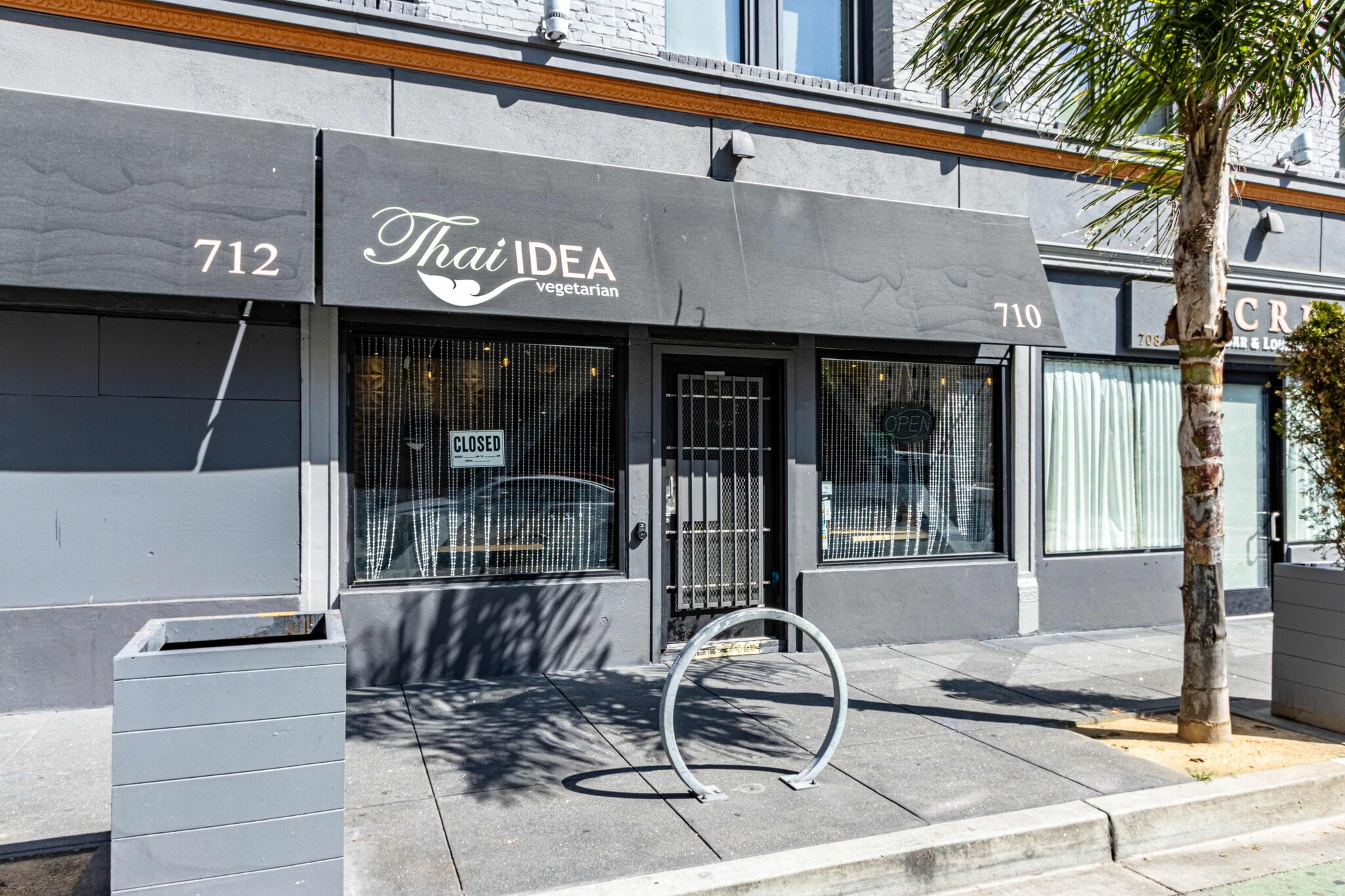 706 Polk St, San Francisco, CA à louer Photo de l’immeuble– Image 1 sur 7