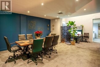 Plus de détails pour 1455 Ellis St, Kelowna, BC - Bureau à louer