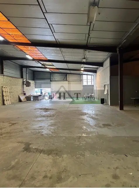 Plus de détails pour Local d'activités, Industriel/Logistique à louer
