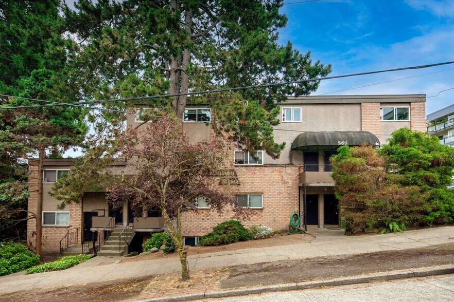 565-569 Lee St, Seattle, WA à vendre - Photo de l’immeuble – Image 1 sur 18
