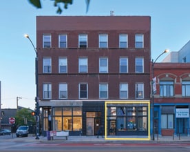 1856 W Chicago Ave, Chicago, IL à louer Photo de l’immeuble– Image 1 sur 1