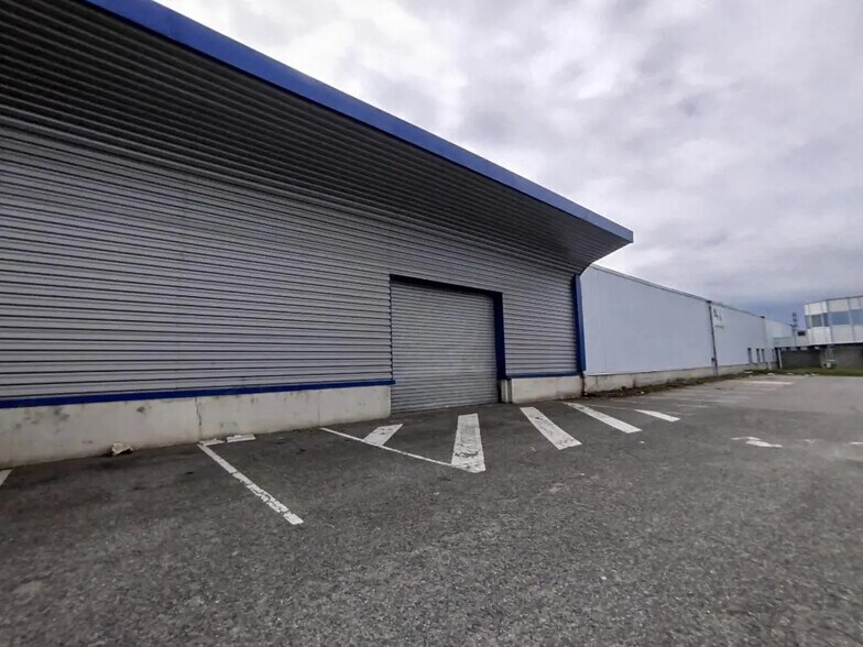 Local d’activités dans Toulouse à louer - Photo de l’immeuble – Image 3 sur 10