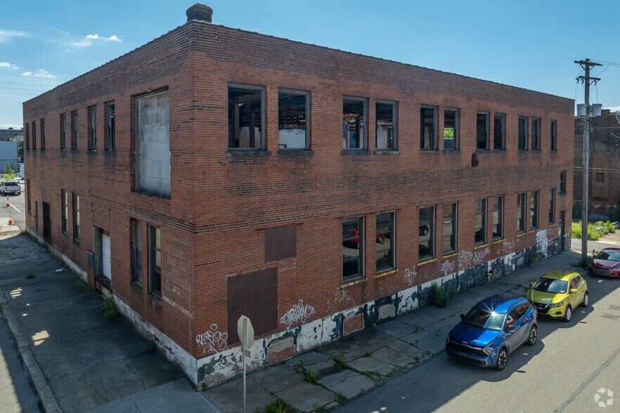 1112 Galveston Ave, Pittsburgh, PA à vendre - Photo de l’immeuble – Image 3 sur 6