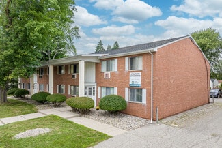 Plus de détails pour 909 E Jolly Rd, Lansing, MI - Logement à vendre
