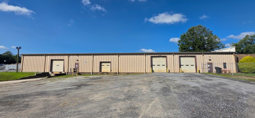 5130 Hendersonville Rd, Fletcher, NC à louer - Photo de l’immeuble – Image 2 sur 11