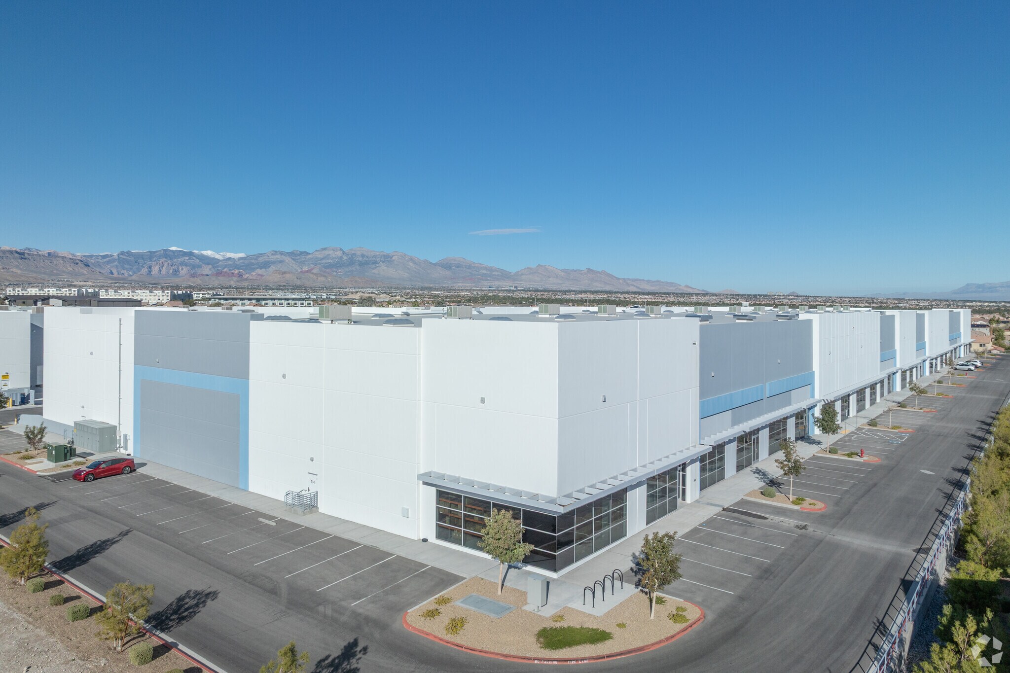 6340 S Pioneer Way, Las Vegas, NV à louer Photo principale– Image 1 sur 5