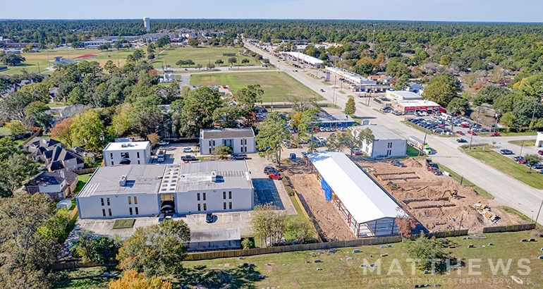 10607 Grant Rd, Houston, TX à vendre - Photo de l’immeuble – Image 1 sur 23
