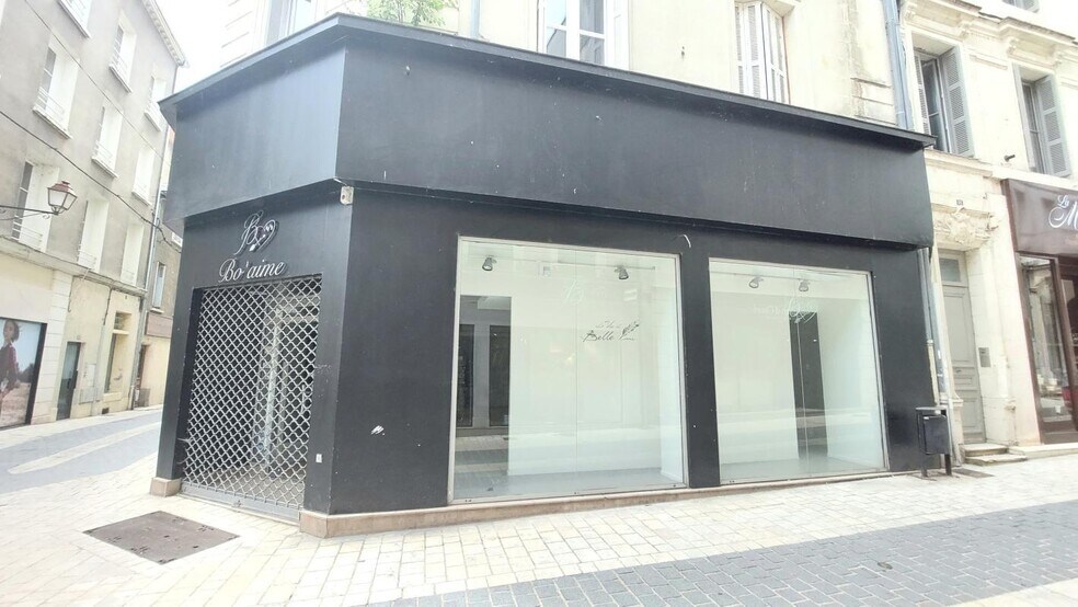 Local commercial dans Châtellerault à louer - Photo de l’immeuble – Image 2 sur 5