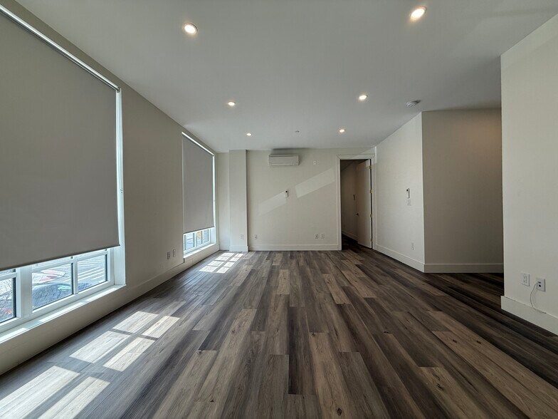 2337 Bedford Ave, Brooklyn, NY à louer - Photo intérieure – Image 3 sur 9