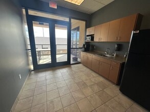 10643 N Frank Lloyd Wright Blvd, Scottsdale, AZ à louer Photo intérieure– Image 2 sur 6