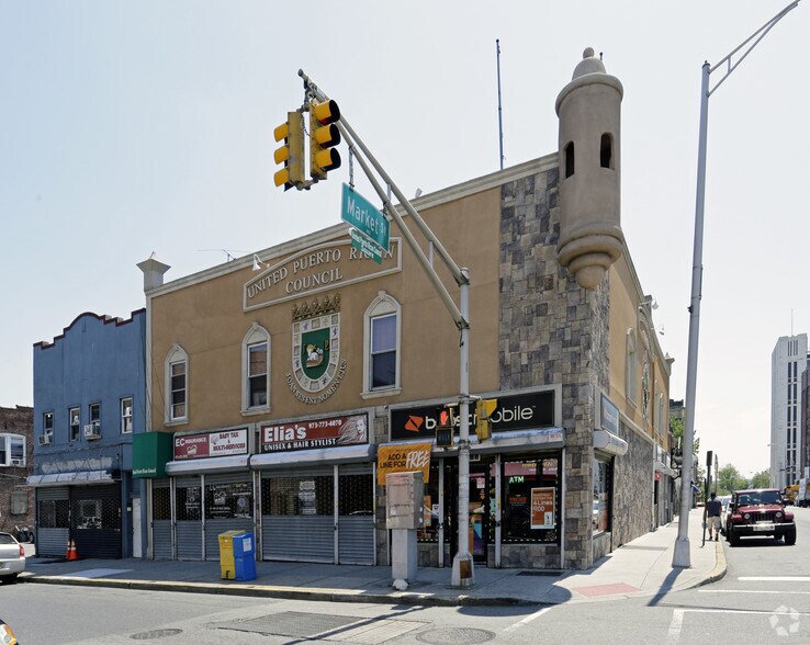 173 Passaic St, Passaic, NJ à louer - Photo principale – Image 1 sur 2