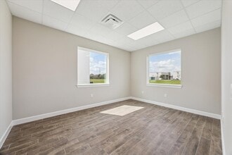 11960 Broadway St, Pearland, TX à louer Photo intérieure– Image 1 sur 7