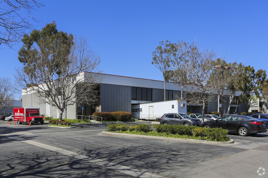 3535 Lomita Blvd, Torrance, CA à louer - Photo de l’immeuble – Image 1 sur 2