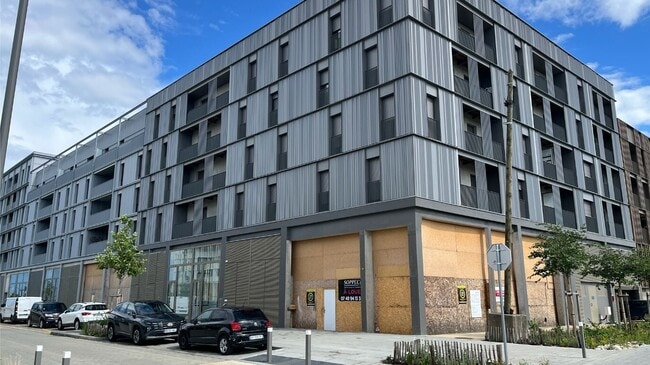 Plus de détails pour Boulevard Des 100 Arpents, Bussy-Saint-Georges - Local commercial à louer