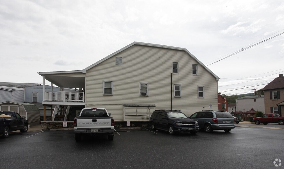 1 E Main St, Thurmont, MD à vendre - Photo de l’immeuble – Image 2 sur 3