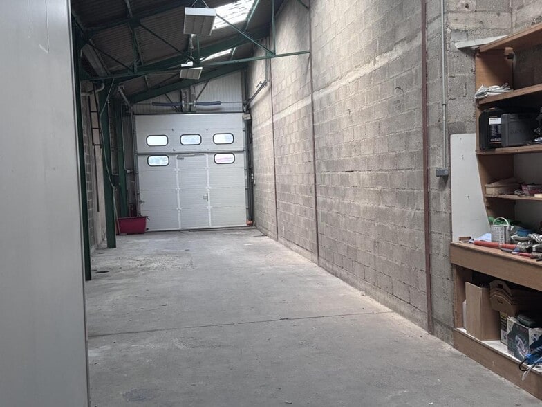 Industriel/Logistique dans Colombes à vendre - Photo intérieure – Image 3 sur 17