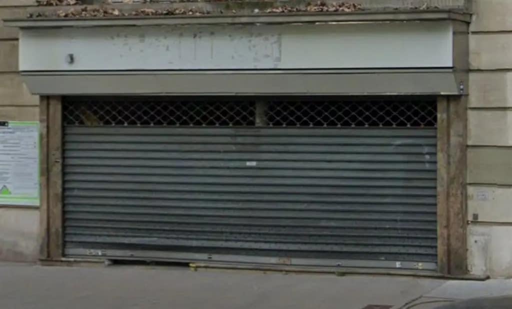 Local commercial dans Paris à louer Photo de l’immeuble– Image 1 sur 3