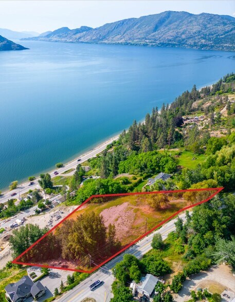 4607 Princeton Av, Peachland, BC à vendre - Photo principale – Image 1 sur 1