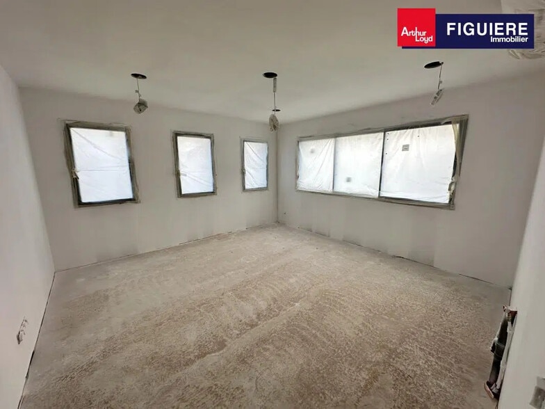 4 Rue François Dumouriez Du Périer, Vitrolles à louer - Photo intérieure – Image 2 sur 10