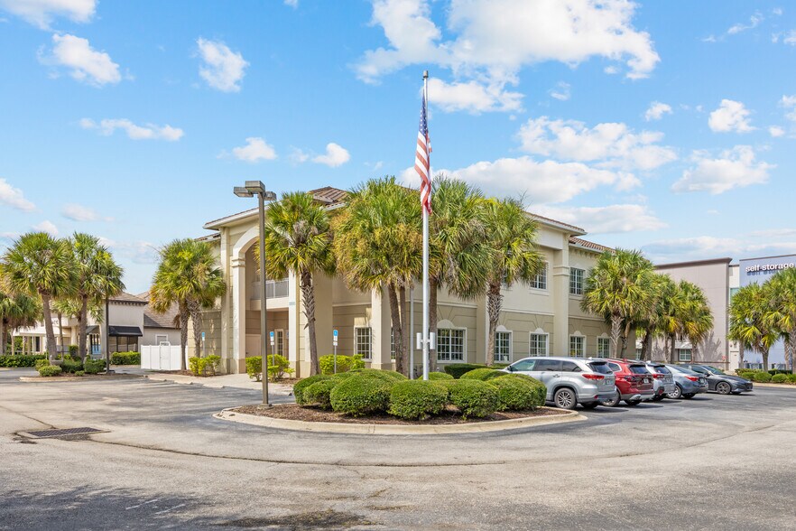 5500 Murrell Rd, Melbourne, FL à vendre - Photo de l’immeuble – Image 2 sur 47