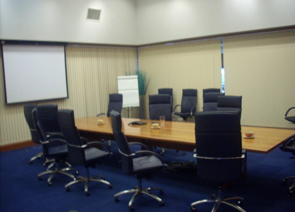 Molly Millars Ln, Wokingham à louer Photo intérieure– Image 1 sur 2