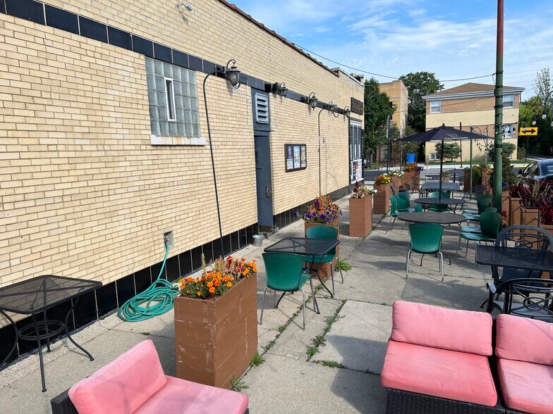 5901 W Lawrence Ave, Chicago, IL à vendre - Photo de l’immeuble – Image 3 sur 28