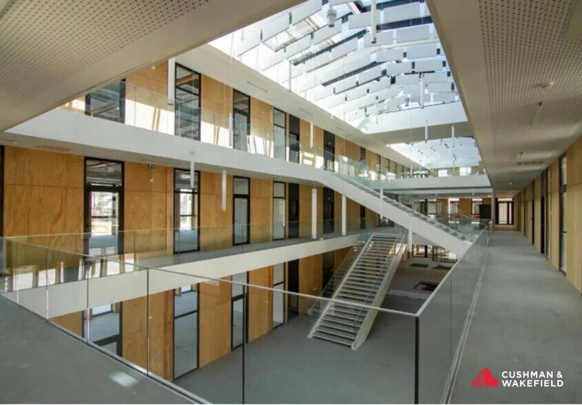 Bureau dans Pessac à louer - Photo de l’immeuble – Image 1 sur 9