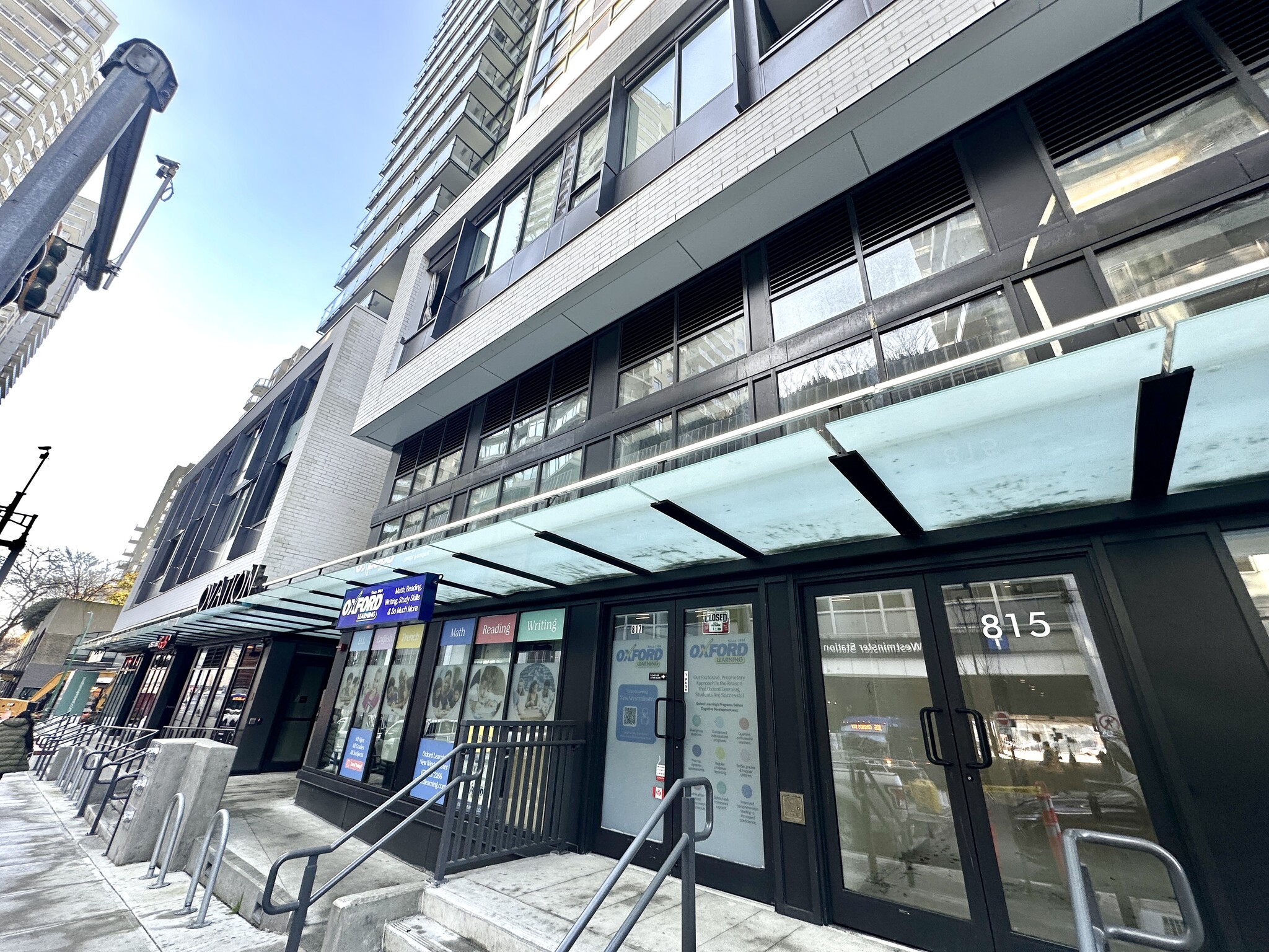 813-823 Carnarvon St, New Westminster, BC à louer Photo de l’immeuble– Image 1 sur 10