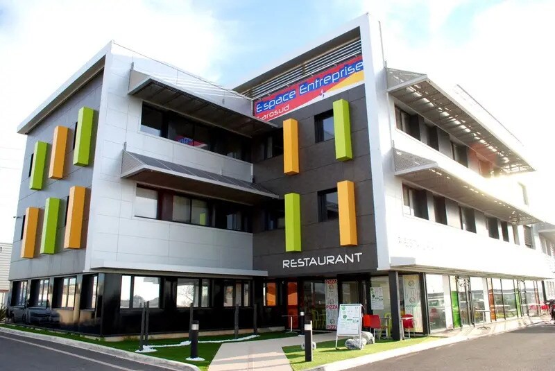 Bureau dans Montpellier à louer - Photo de l’immeuble – Image 2 sur 4