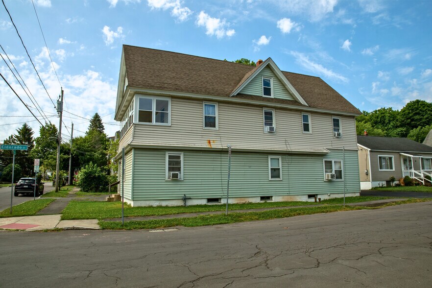 300 Hixson Ave, Syracuse, NY à vendre - Photo de l’immeuble – Image 2 sur 12